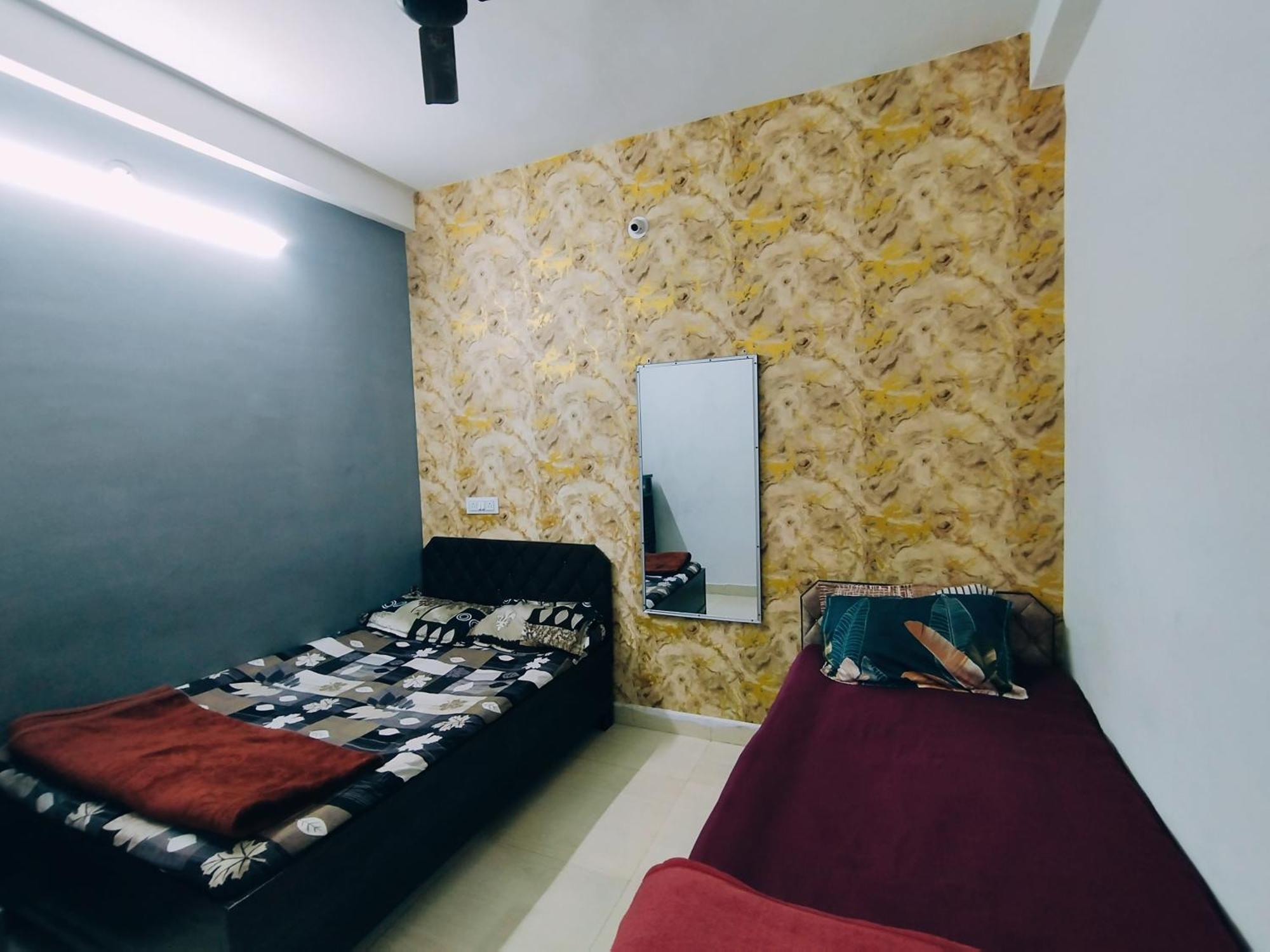 Kalpeshwar Homestay Удджайн Номер фото