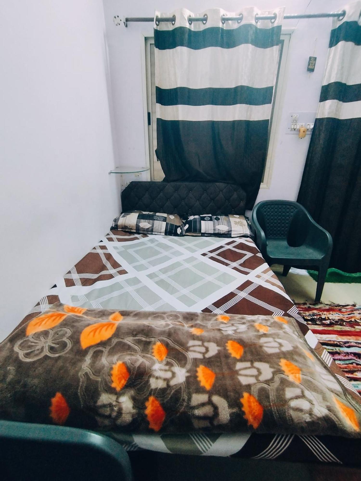 Kalpeshwar Homestay Удджайн Екстер'єр фото